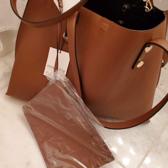 🔥[SOLD] NWT Authentic Calvin Klein Shoulder Bag - Picture 8 of 8